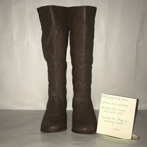 Brown boots